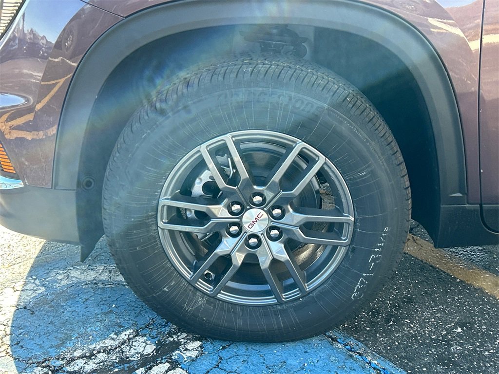 2026 GMC ACADIA - Image 10