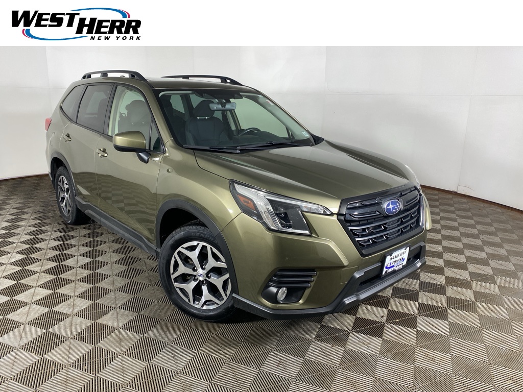 2023 Subaru Forester Premium's photo