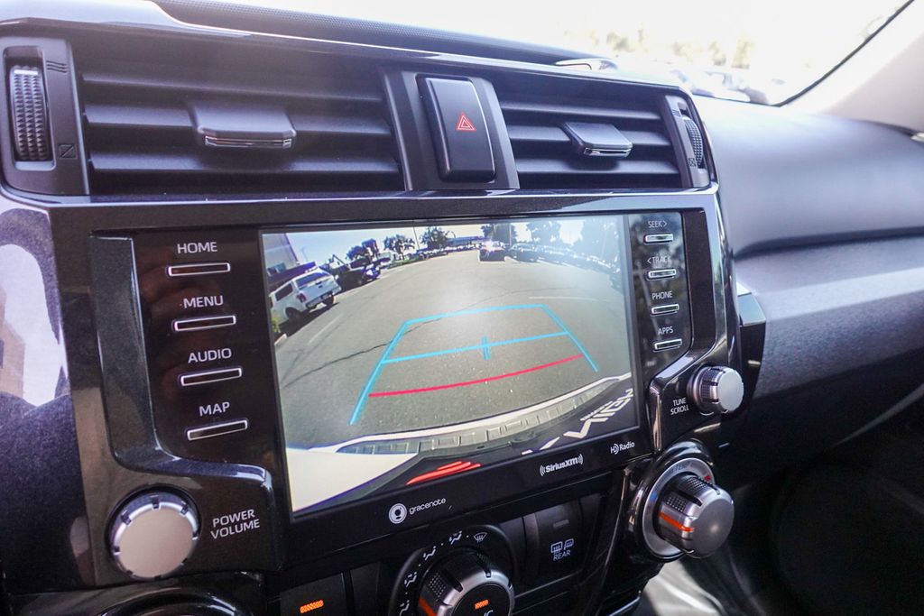 2020 Toyota 4Runner TRD Off-Road Premium photo 25