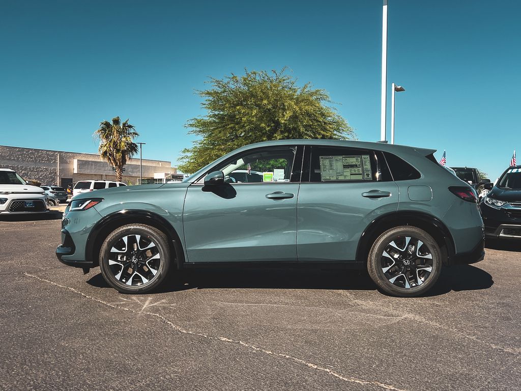 2026 Honda HR-V EX-L photo 3
