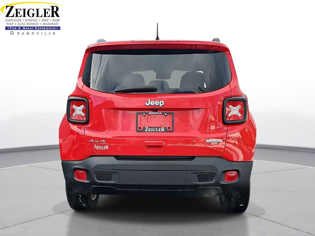 2020 Jeep Renegade Latitude photo 4