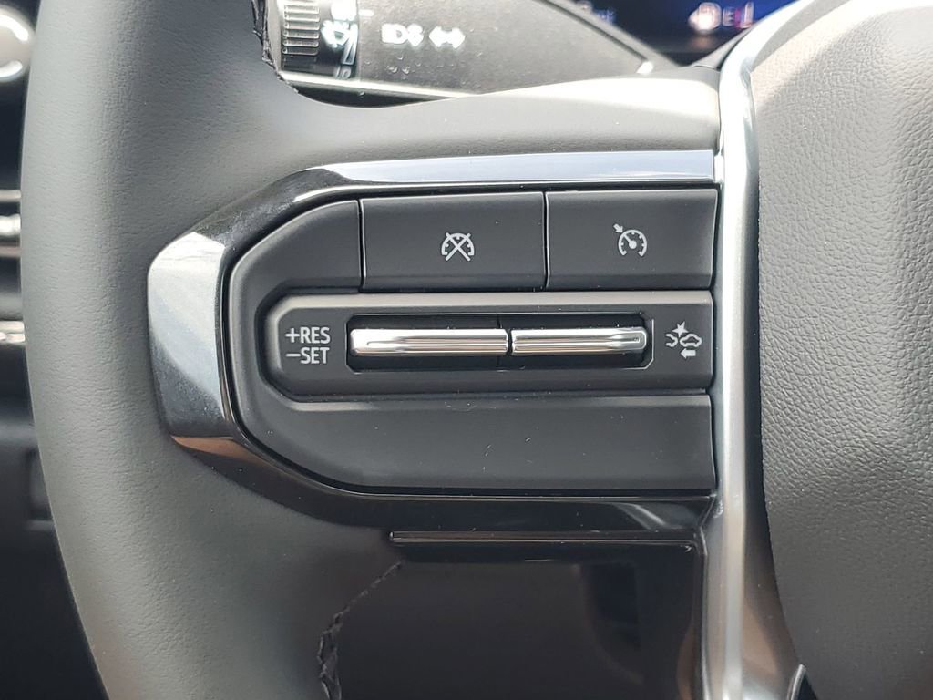 2025 Chevrolet Colorado Work Truck LT photo 32