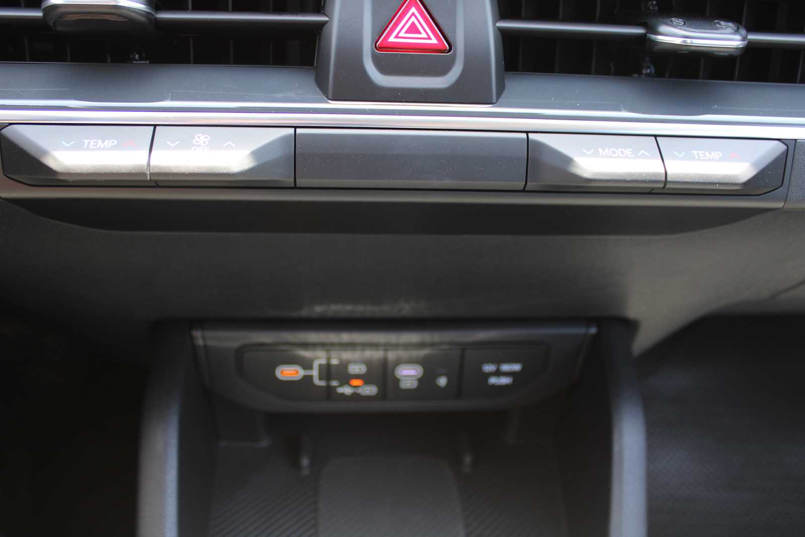 2025 Kia K4 EX photo 58