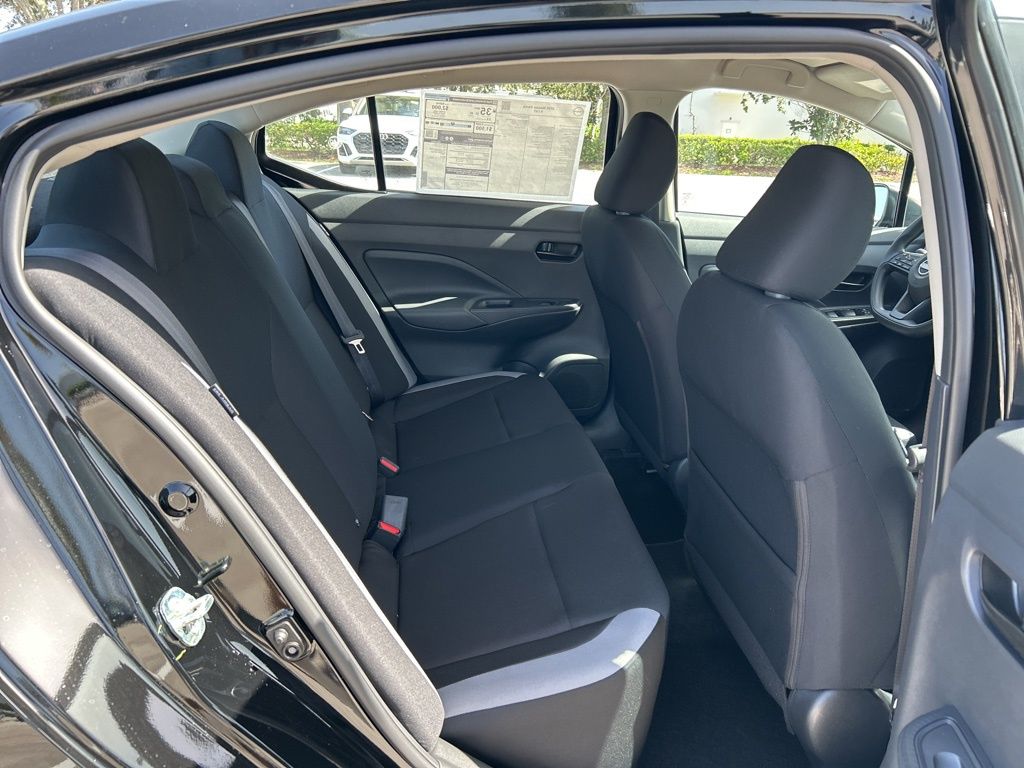 2025 Nissan Versa S photo 33