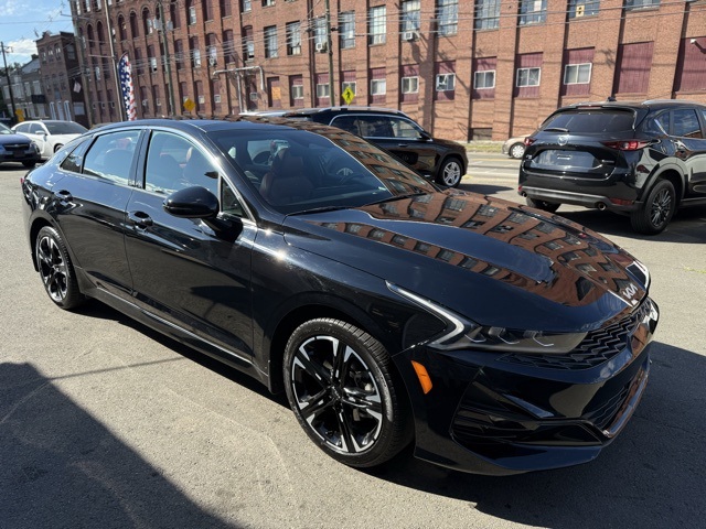 2024 Kia K5 GT-Line photo 3