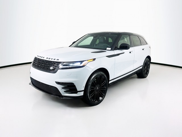 2026 Land Rover Range Rover Velar Dynamic SE