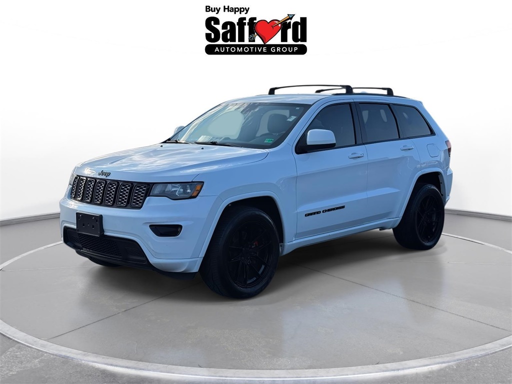 2017 Jeep Grand Cherokee Altitude's photo