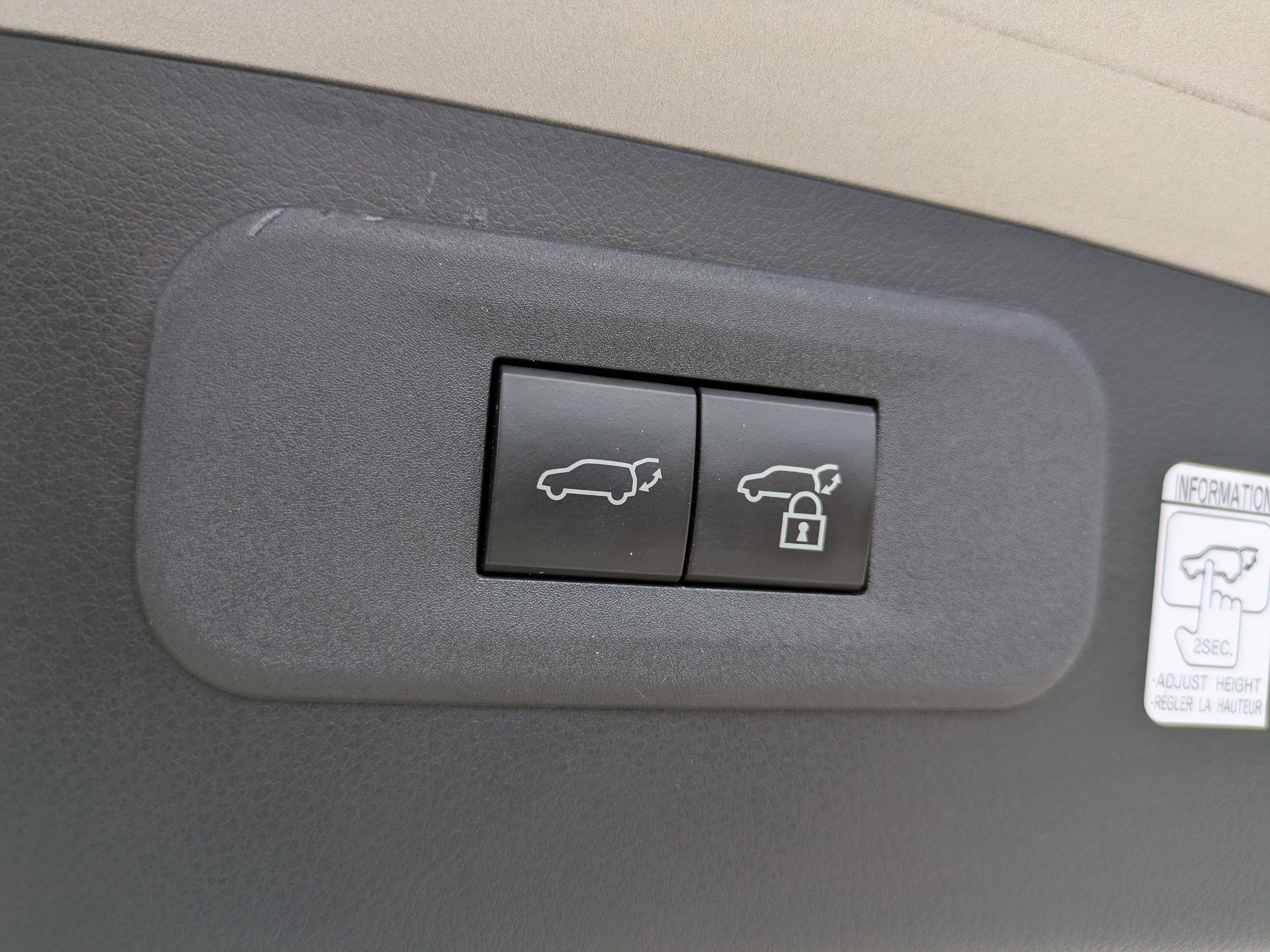2022 Lexus NX 250 Premium photo 16