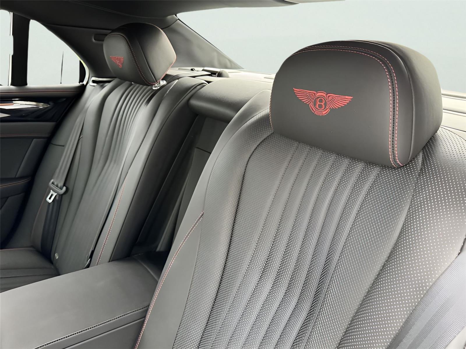 2018 Bentley Flying Spur V8 S photo 33