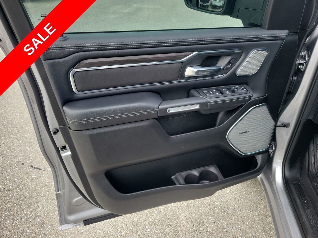 2025 Ram 1500 Laramie photo 38