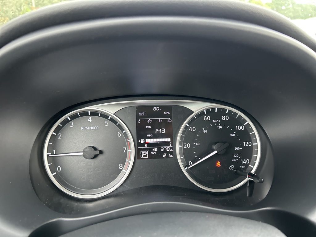 2024 Nissan Kicks S photo 17