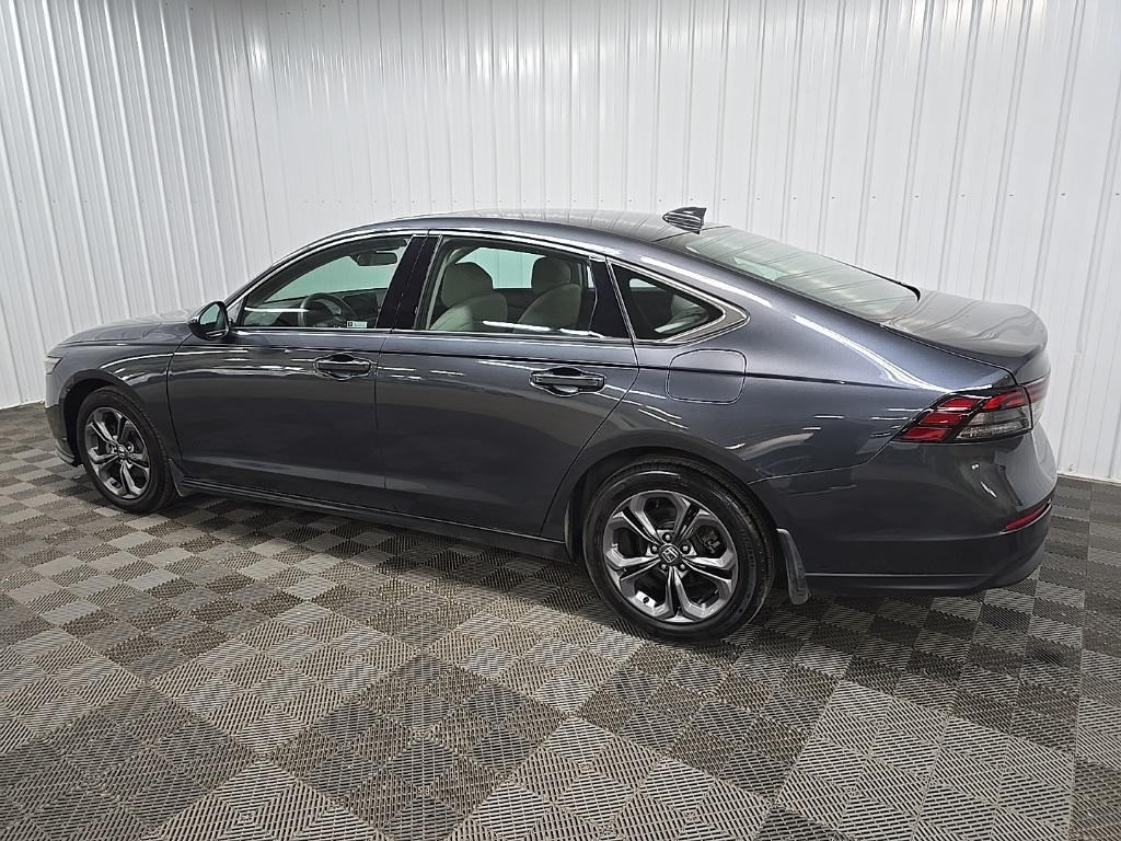 2023 Honda Accord EX photo 4