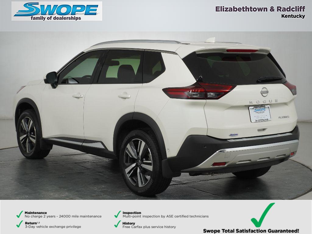 2023 Nissan Rogue Platinum photo 3