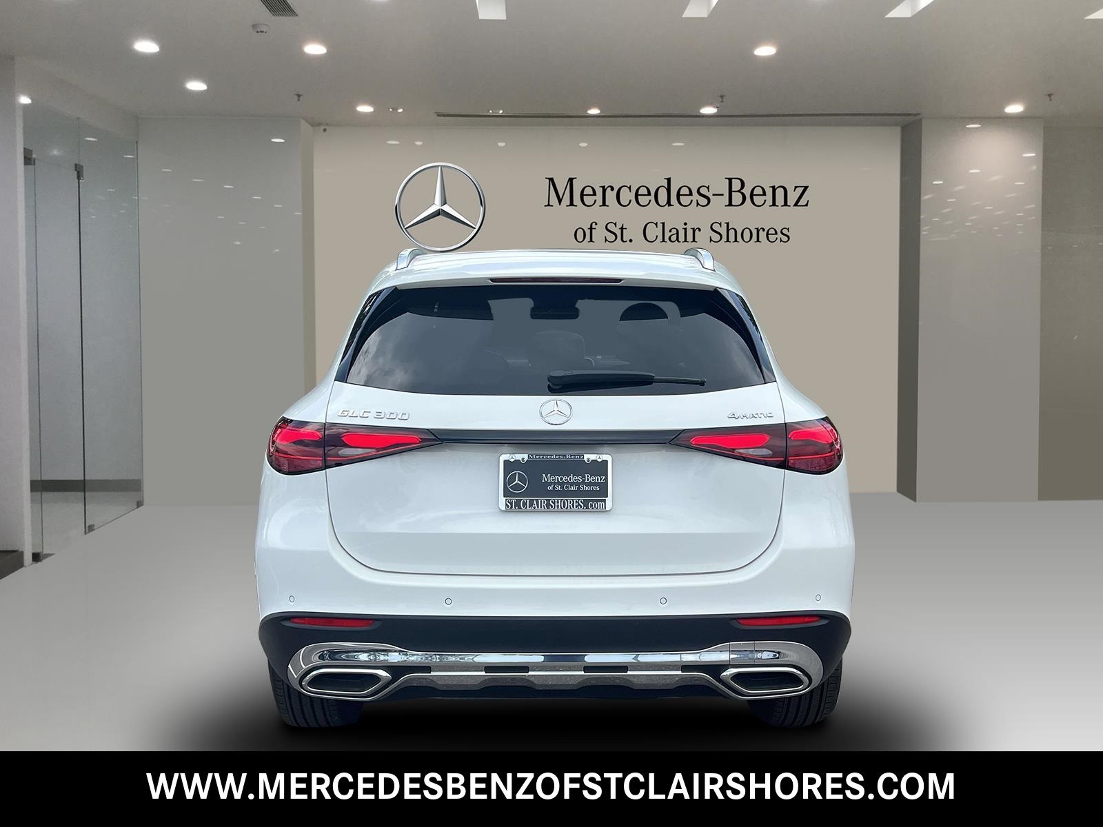 2025 Mercedes Benz GLC 300 4MATIC photo 4