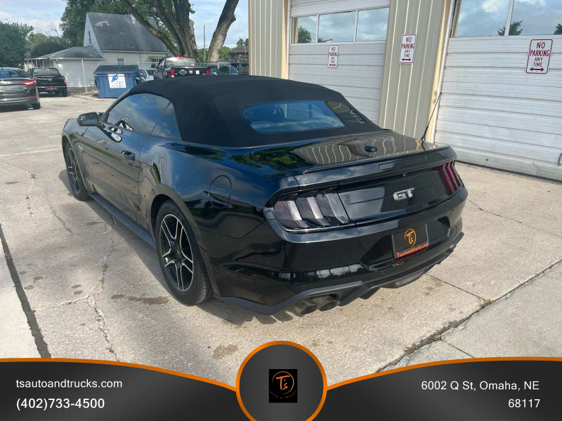 2020 Ford Mustang GT Premium Convertible photo 3