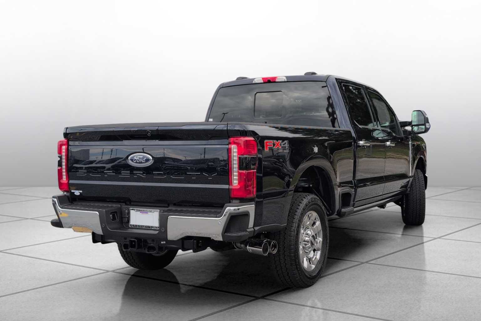 2025 Ford F-250 Lariat photo 4