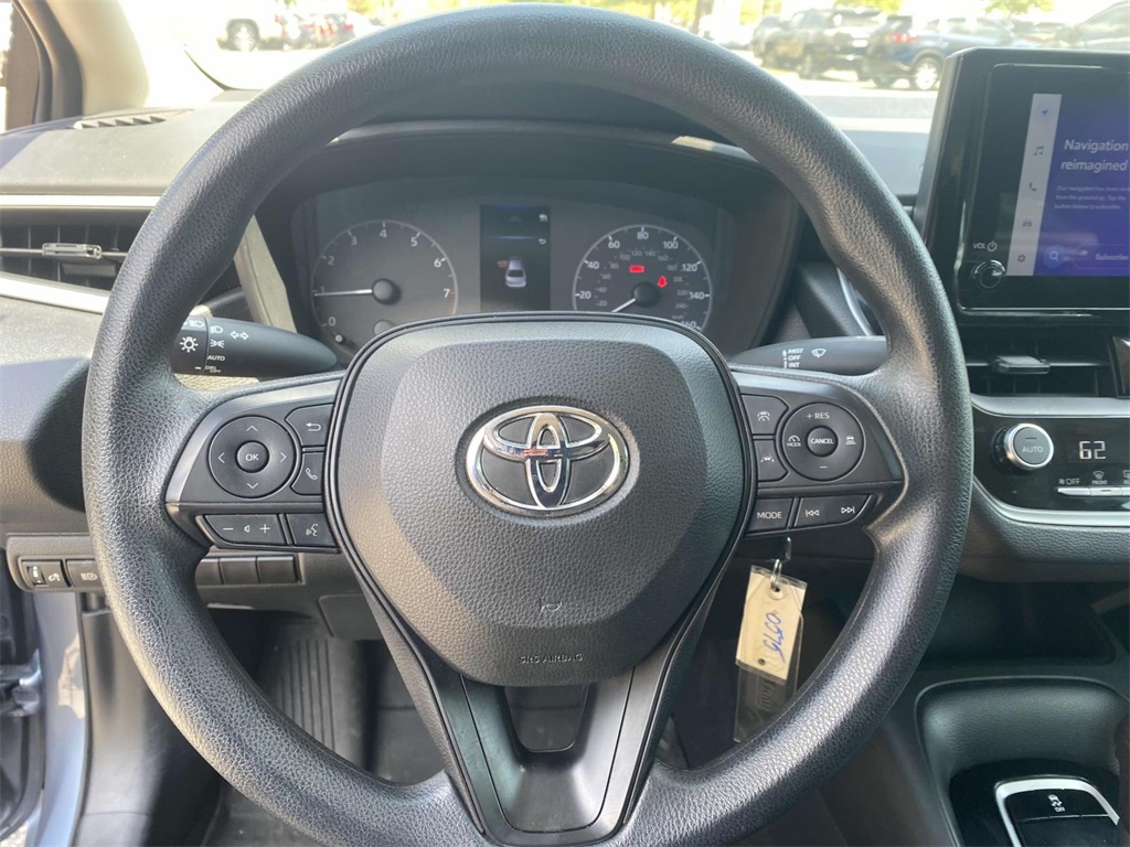 2023 Toyota Corolla LE photo 28