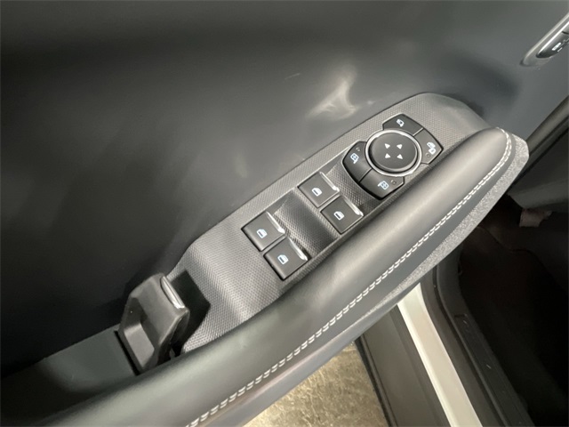2025 Ford Mustang Mach-E Premium photo 19