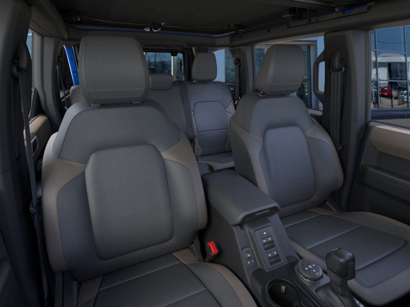 2025 Ford Bronco Big Bend photo 3