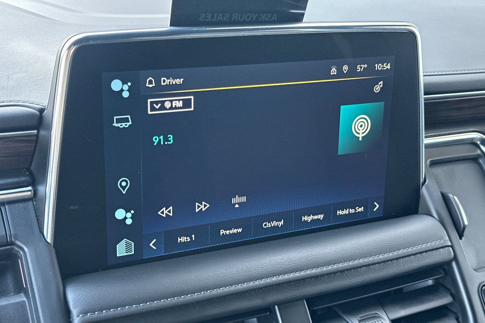 2023 Chevrolet Tahoe LT photo 16
