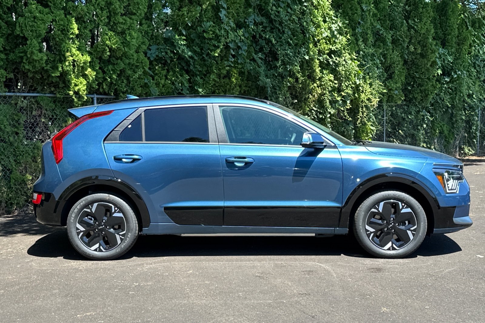 2025 Kia Niro Wind photo 2