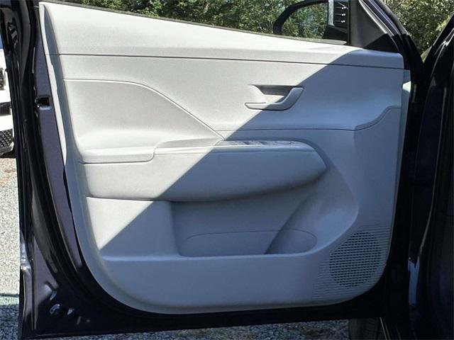 2026 Hyundai Kona SEL photo 20