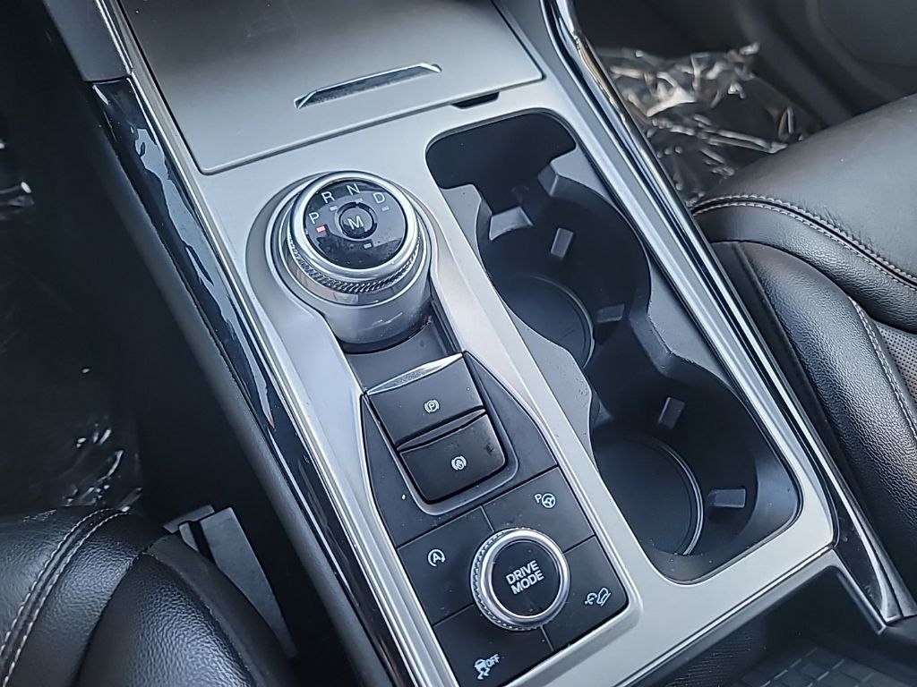 2021 Ford Explorer ST photo 15