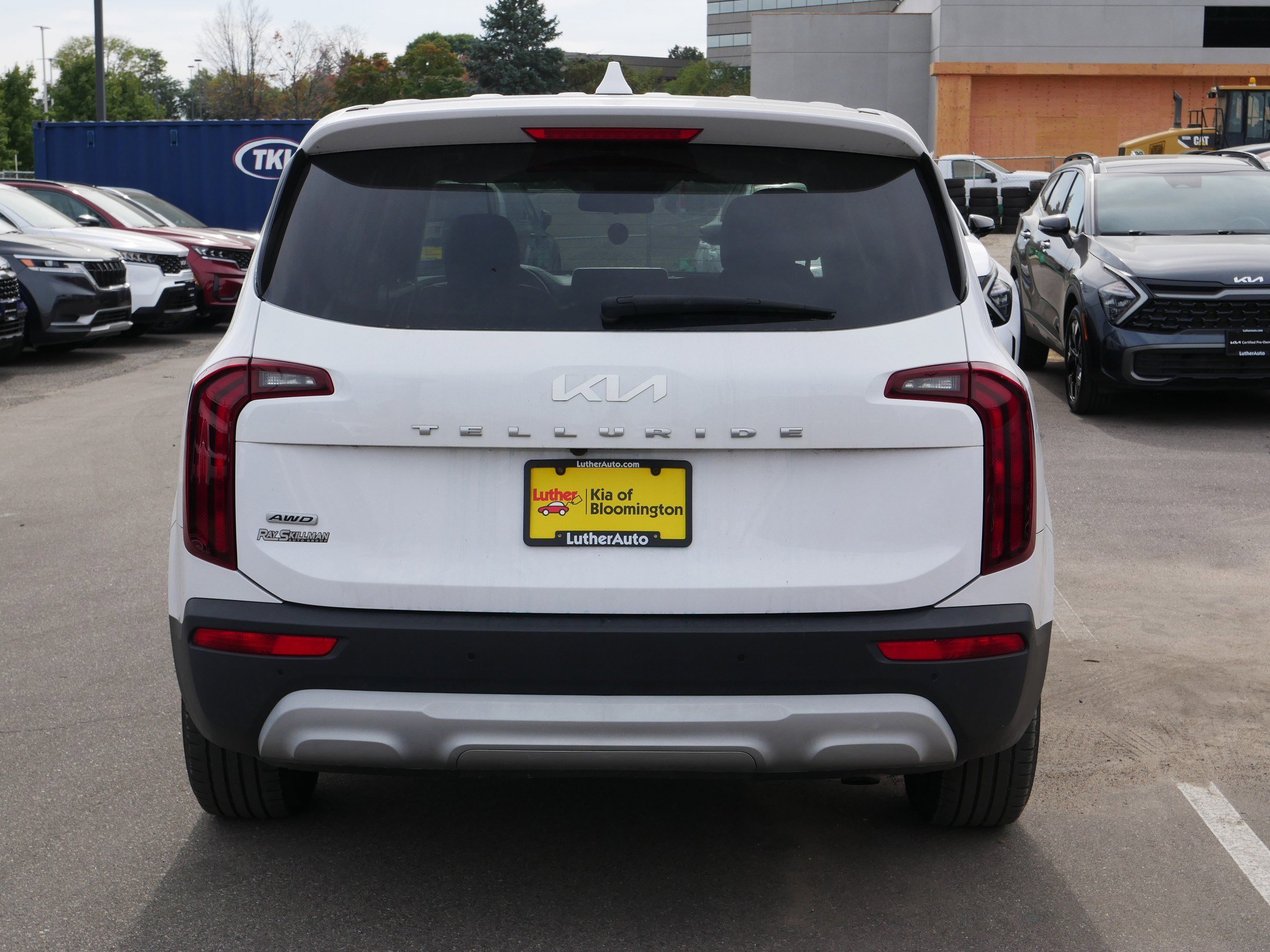 2022 Kia Telluride LX photo 3
