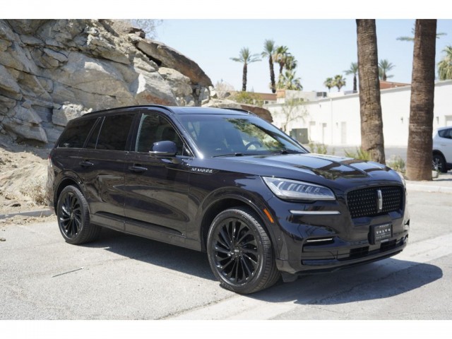 2023 Lincoln Aviator Reserve's photo