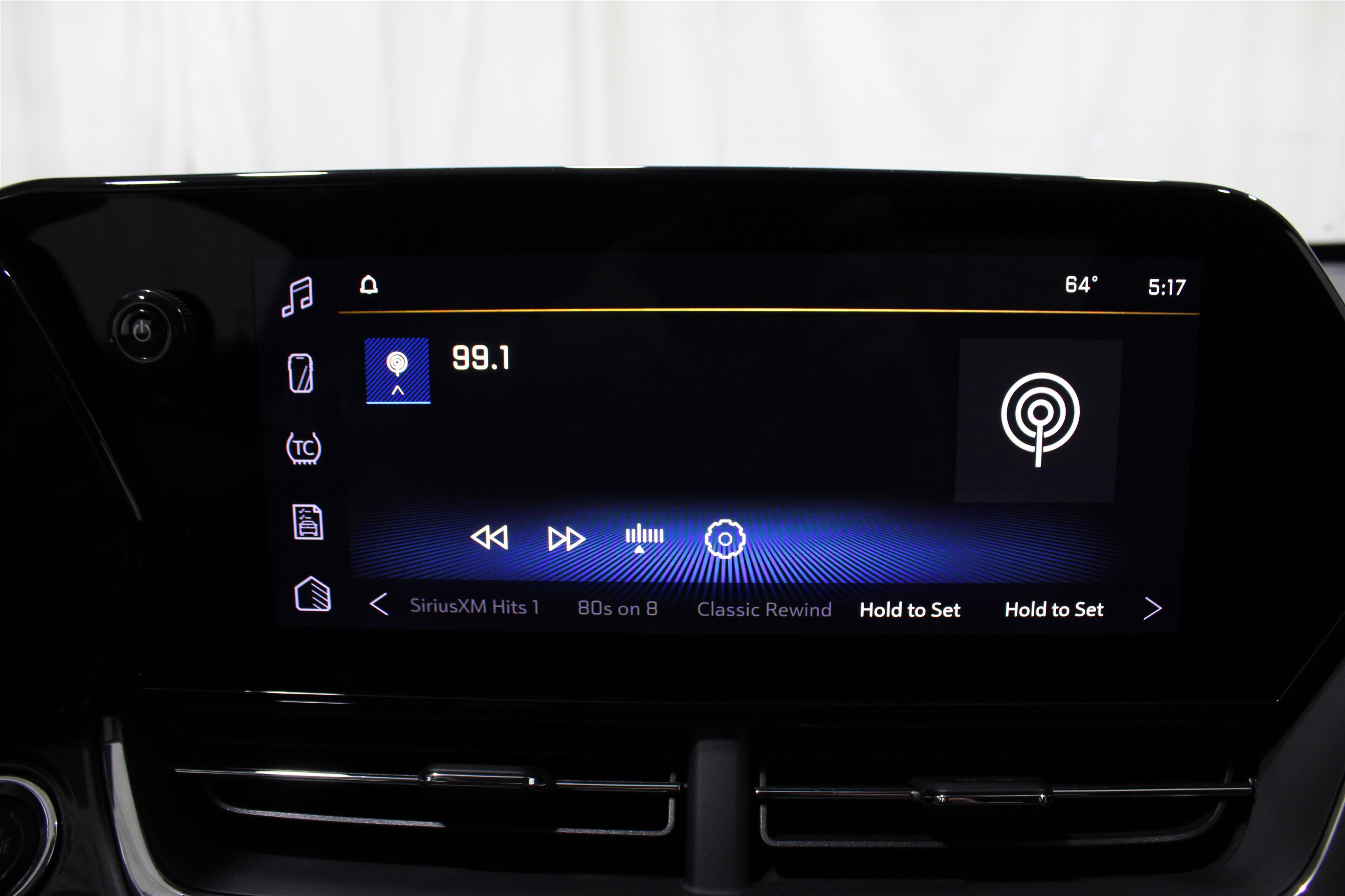 2026 Chevrolet Trax ACTIV photo 3