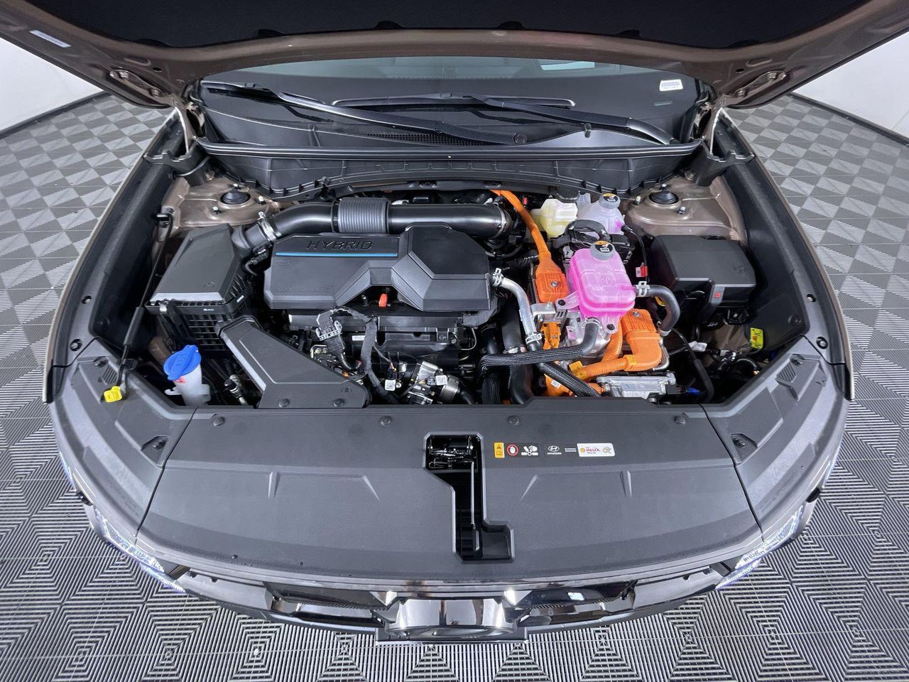 2025 Hyundai Tucson Limited photo 9