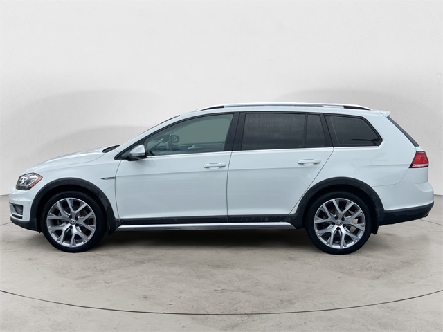 2018 Volkswagen Golf Alltrack TSI SEL photo 3