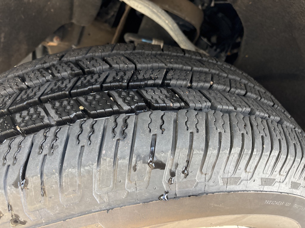 2022 Chevrolet Silverado 1500 RST photo 2