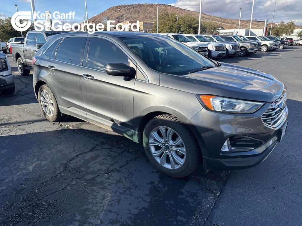2020 Ford Edge Titanium's photo