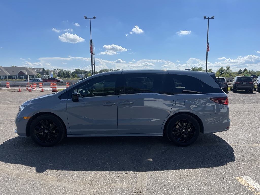2024 Honda Odyssey Sport photo 8
