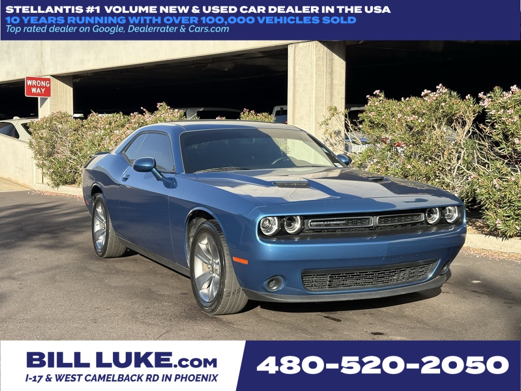 2022 Dodge Challenger SXT's photo