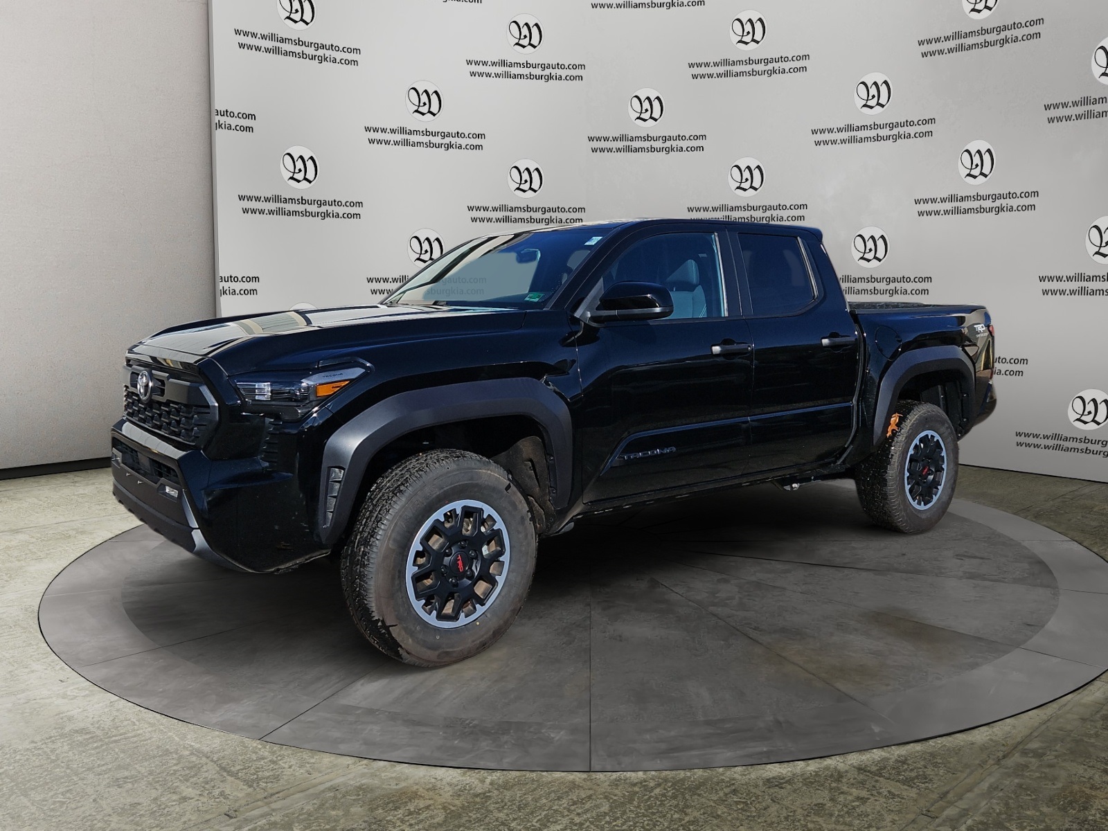 2024 Toyota Tacoma TRD Sport's photo