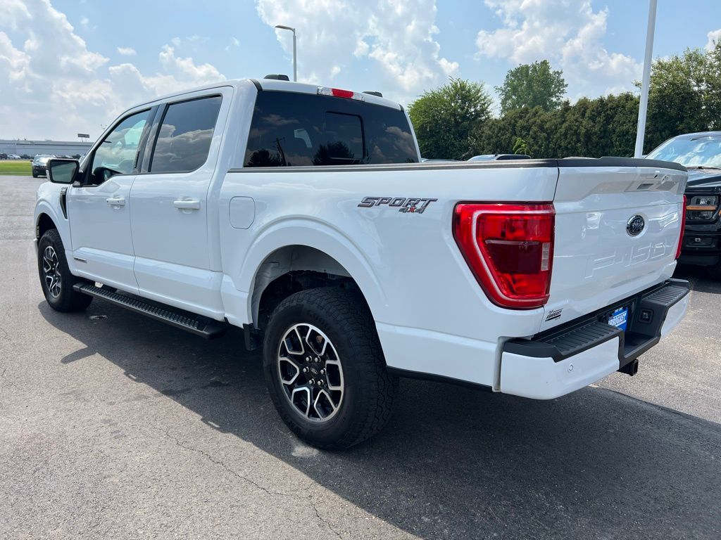 2023 Ford F-150 XLT photo 13