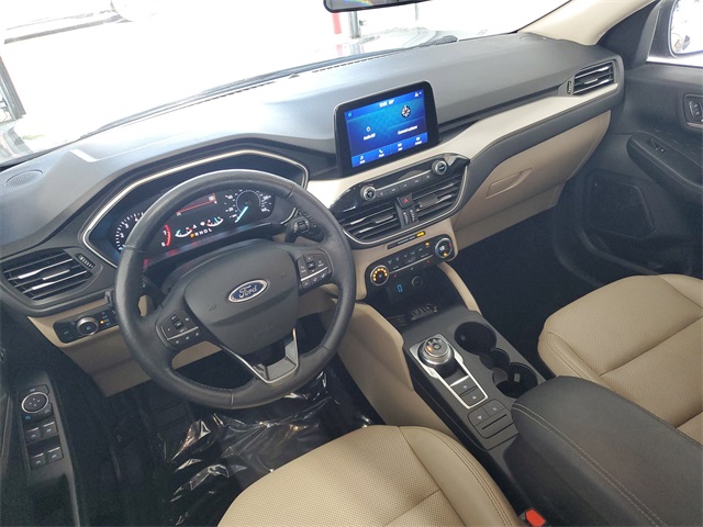 2020 Ford Escape SEL photo 25