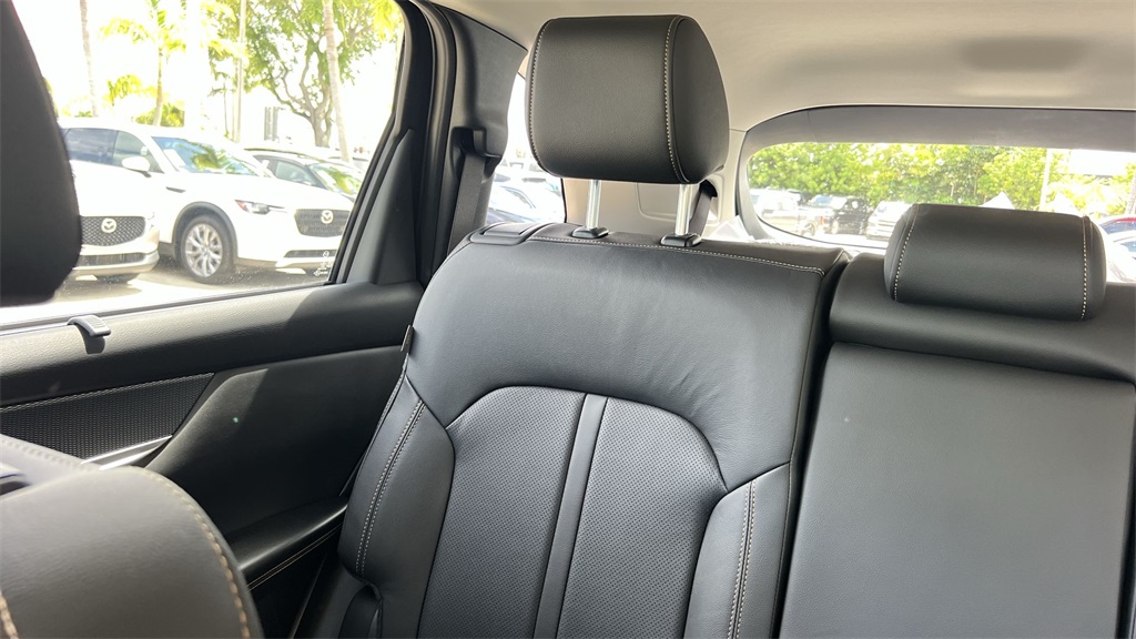 2025 Mazda CX-90 3.3 Turbo Preferred photo 17