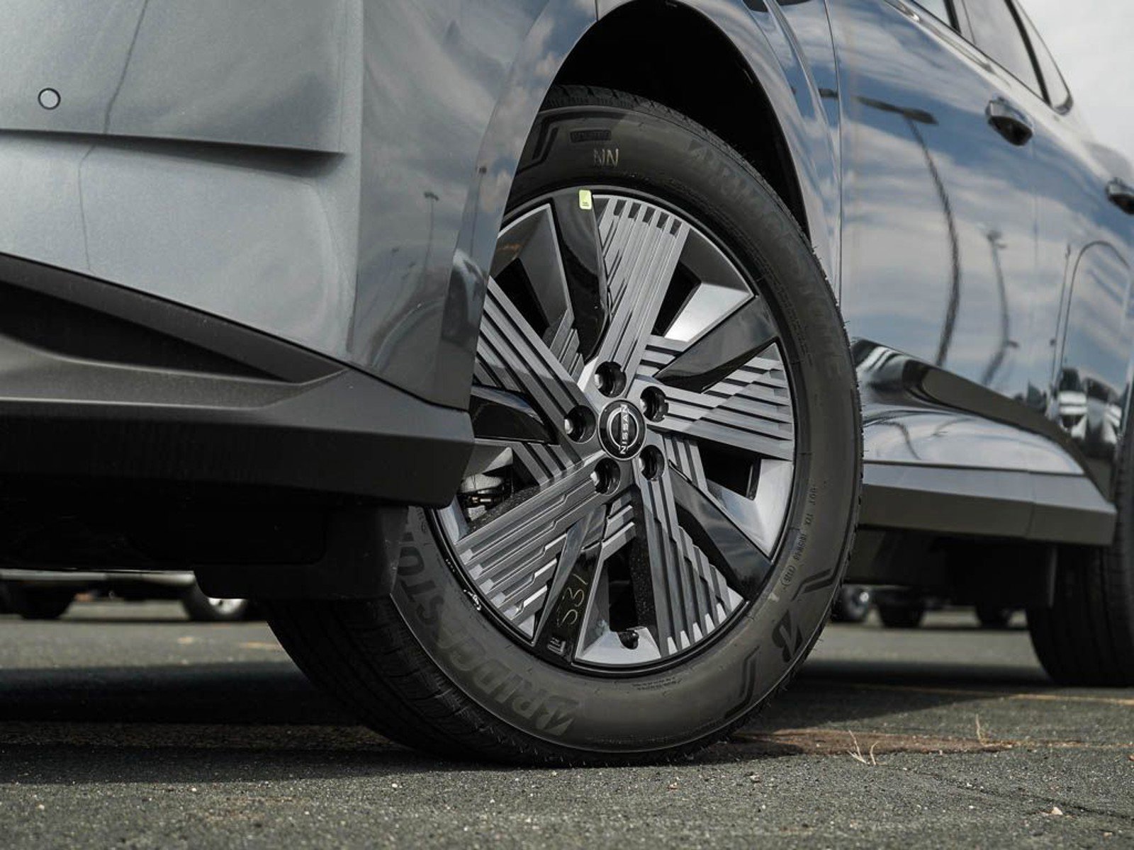 2025 Nissan Murano SL photo 3