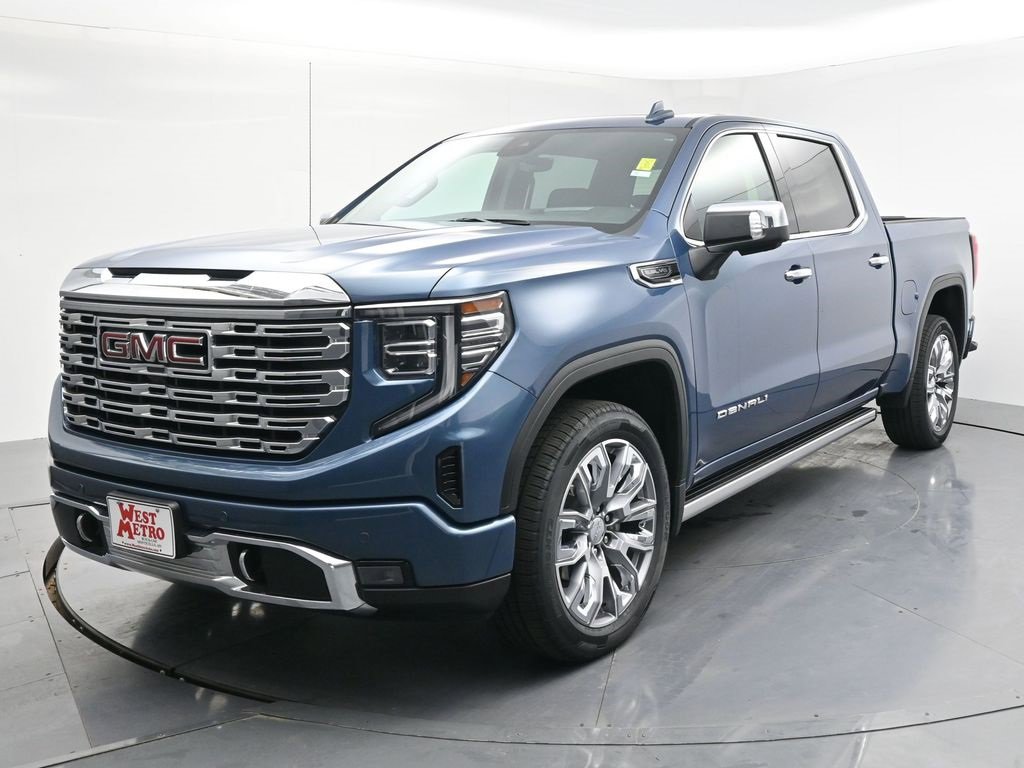 Used 2024 GMC Sierra 1500 Denali Denali with VIN 1GTUUGED9RZ162342 for sale in Monticello, Minnesota