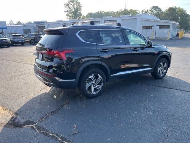 2022 Hyundai Santa Fe SEL photo 2
