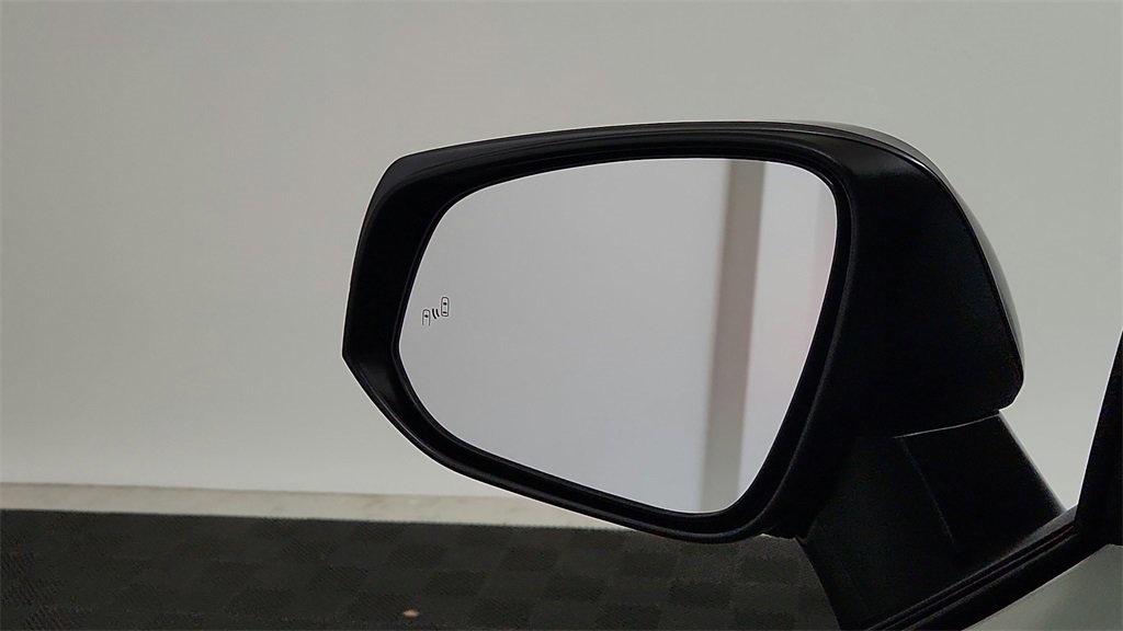 2024 Toyota RAV4 XLE Premium photo 19