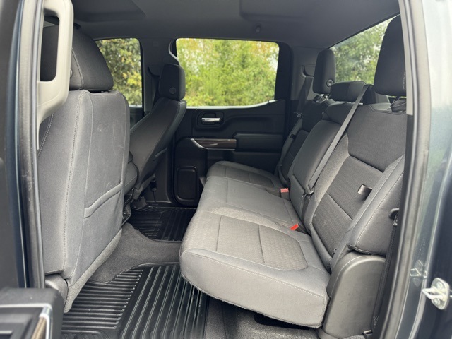2019 Chevrolet Silverado 1500 RST photo 12