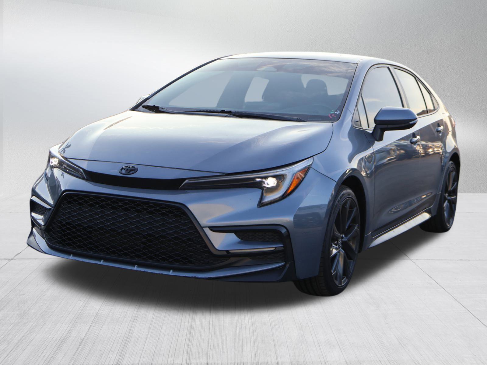 2023 Toyota Corolla SE photo 3
