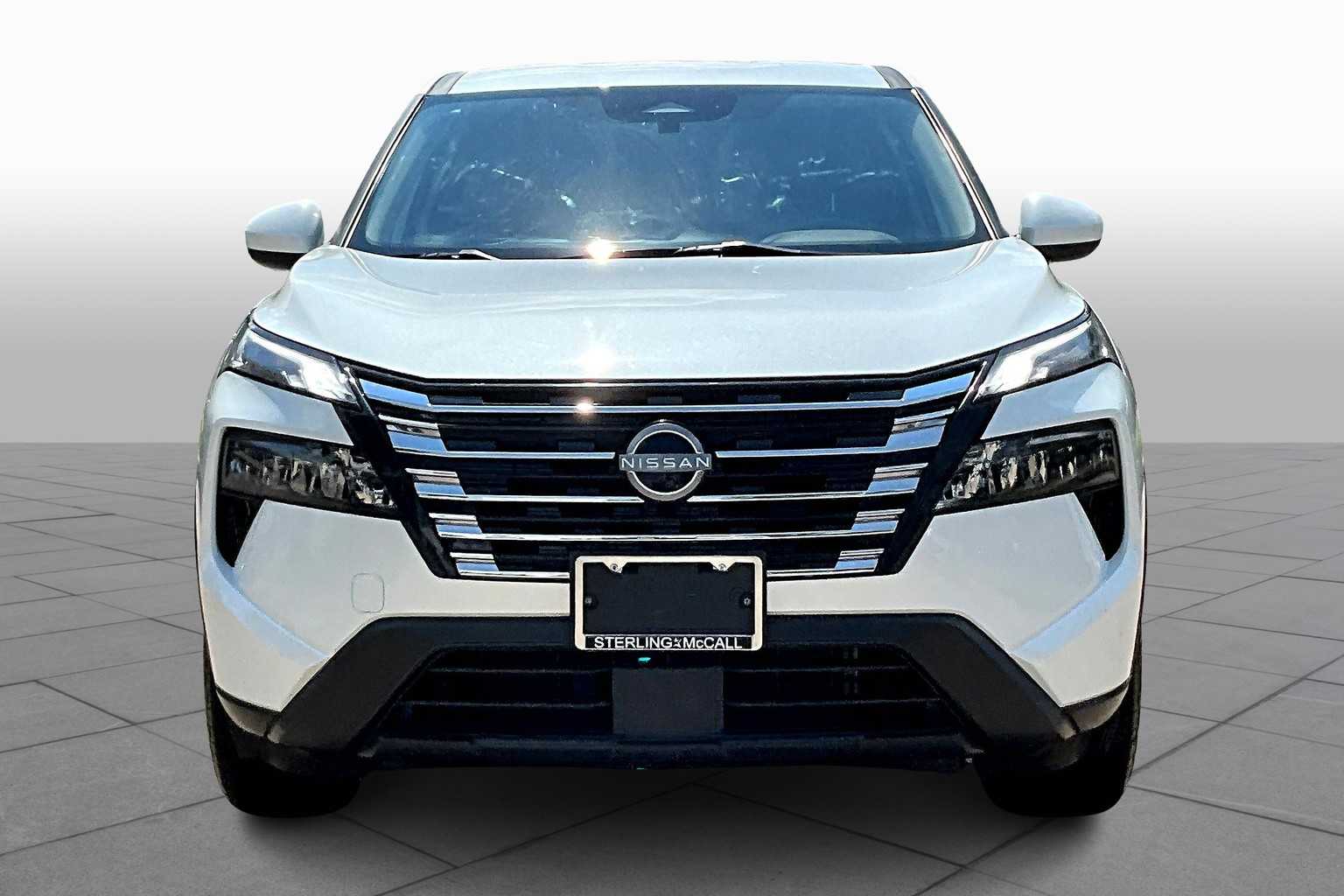 2024 Nissan Rogue SV photo 3
