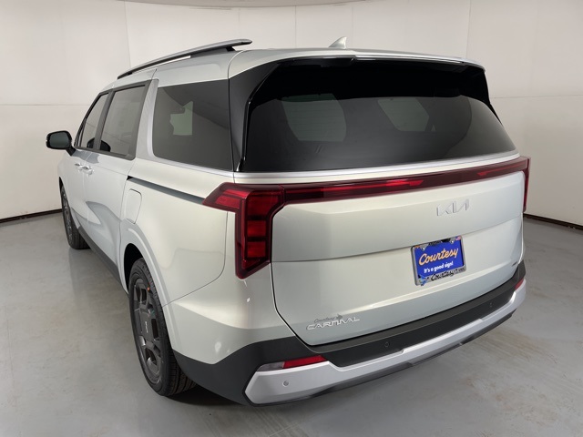 2026 Kia Carnival EX photo 4