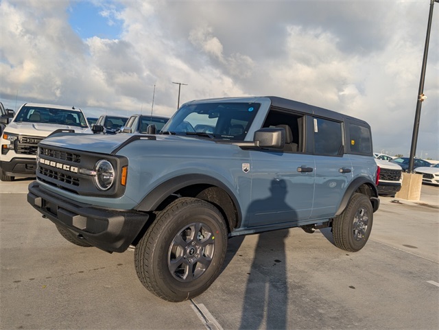 2025 Ford Bronco Big Bend photo 3