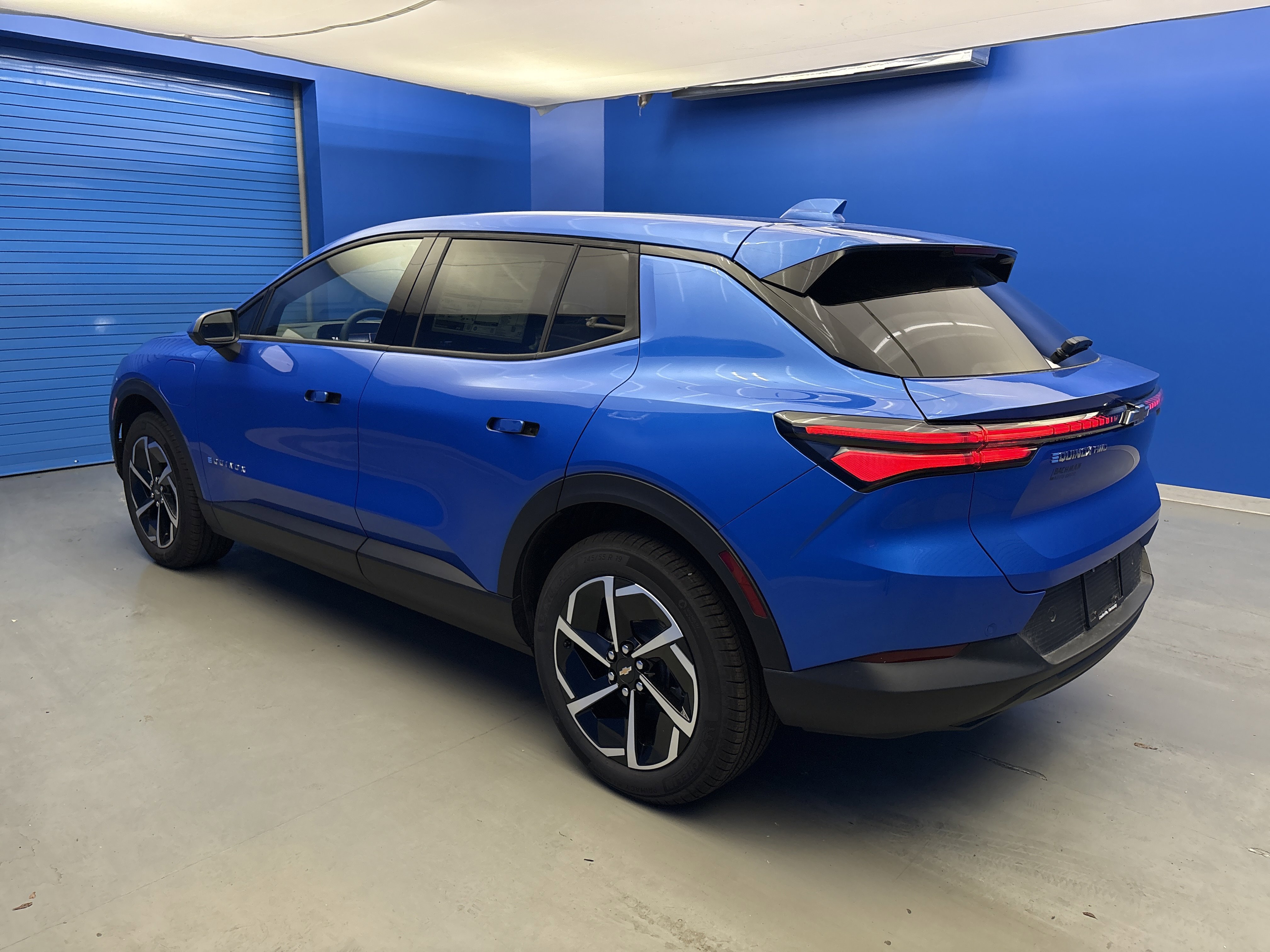 2026 Chevrolet Equinox EV 1LT photo 4